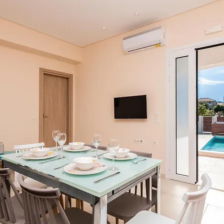 Astarte - Ocean Pool Villa Planos